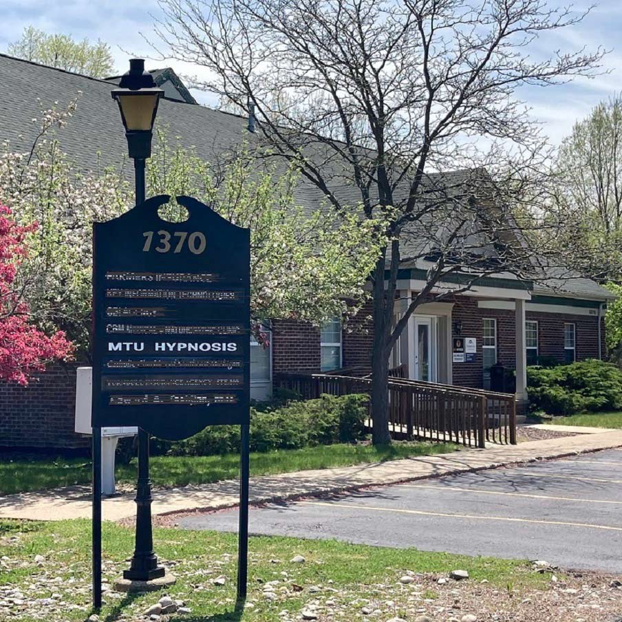 MTU Hypnosis office building at 1370 N Oakland Blvd, Waterford, MI